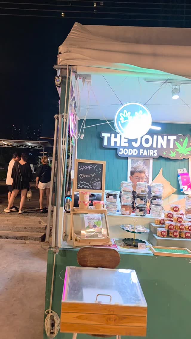 Rec use looking good on you, Thailand 💚